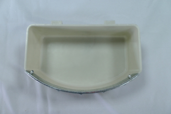 Чашечная поилка "Удача" с обрамлением